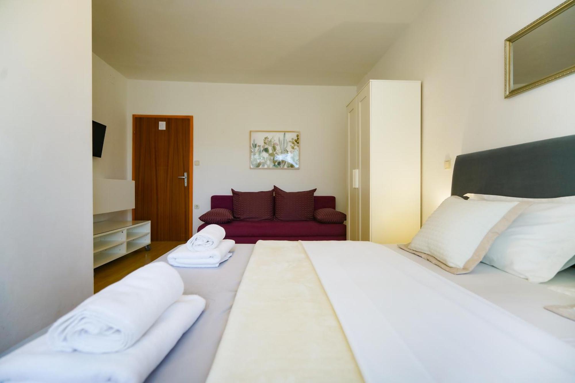 Guest House Ero Sukosan Exterior photo