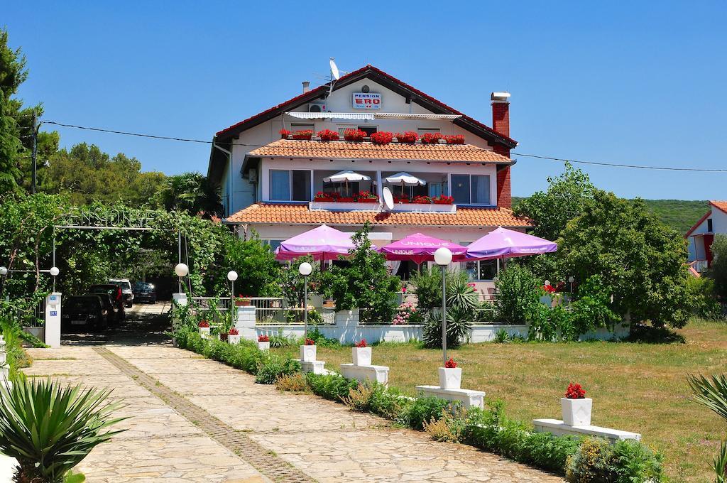 Guest House Ero Sukosan Exterior photo